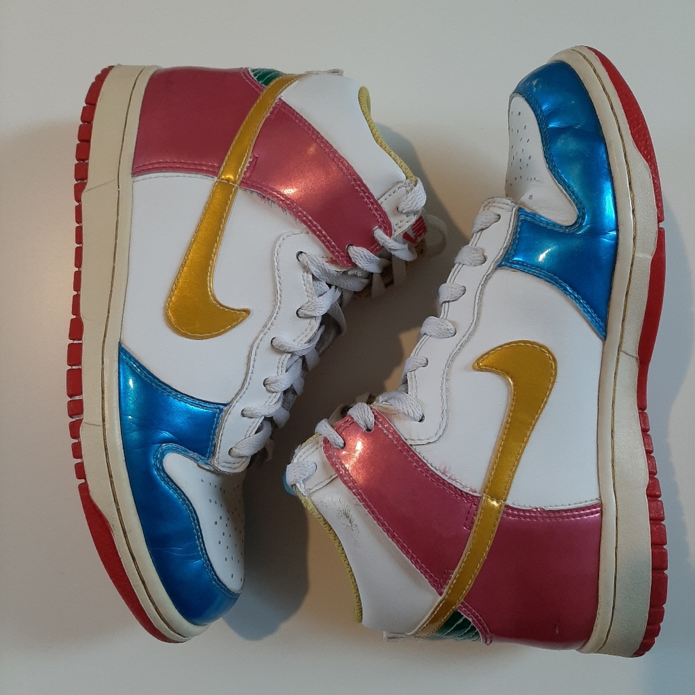 Youth Nike High Dunks, Metallic, Retro, Size 6y
